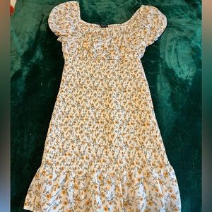 white floral tight dress